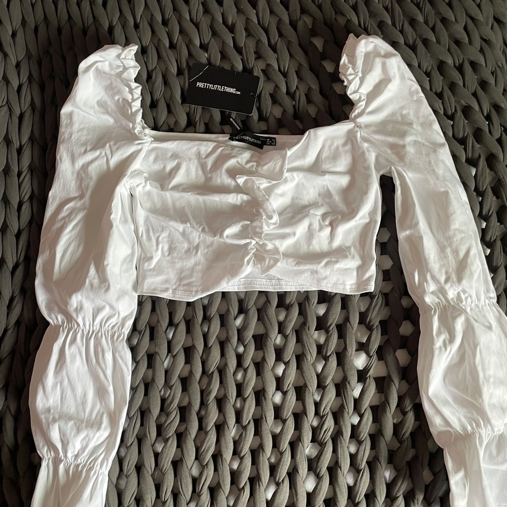 White Crop - Picture 2 of 8